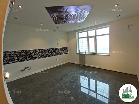 Satılır 3 otaqlı yeni tikili 200 m²
