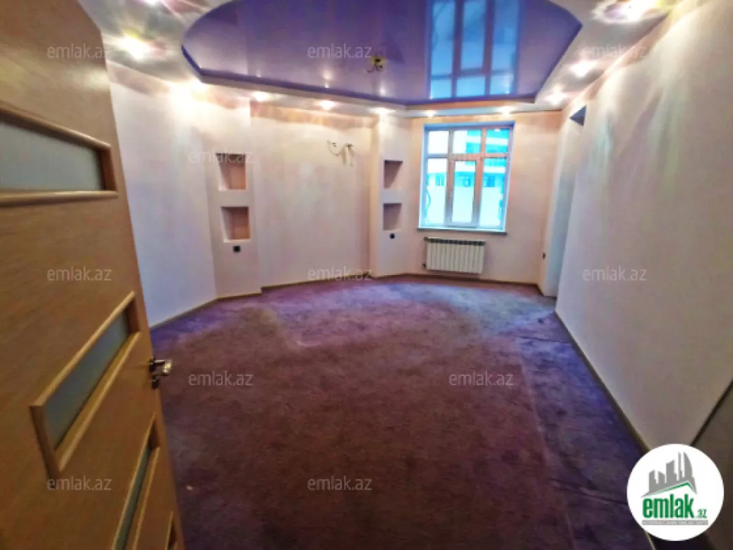 Satılır 3 otaqlı yeni tikili 200 m²