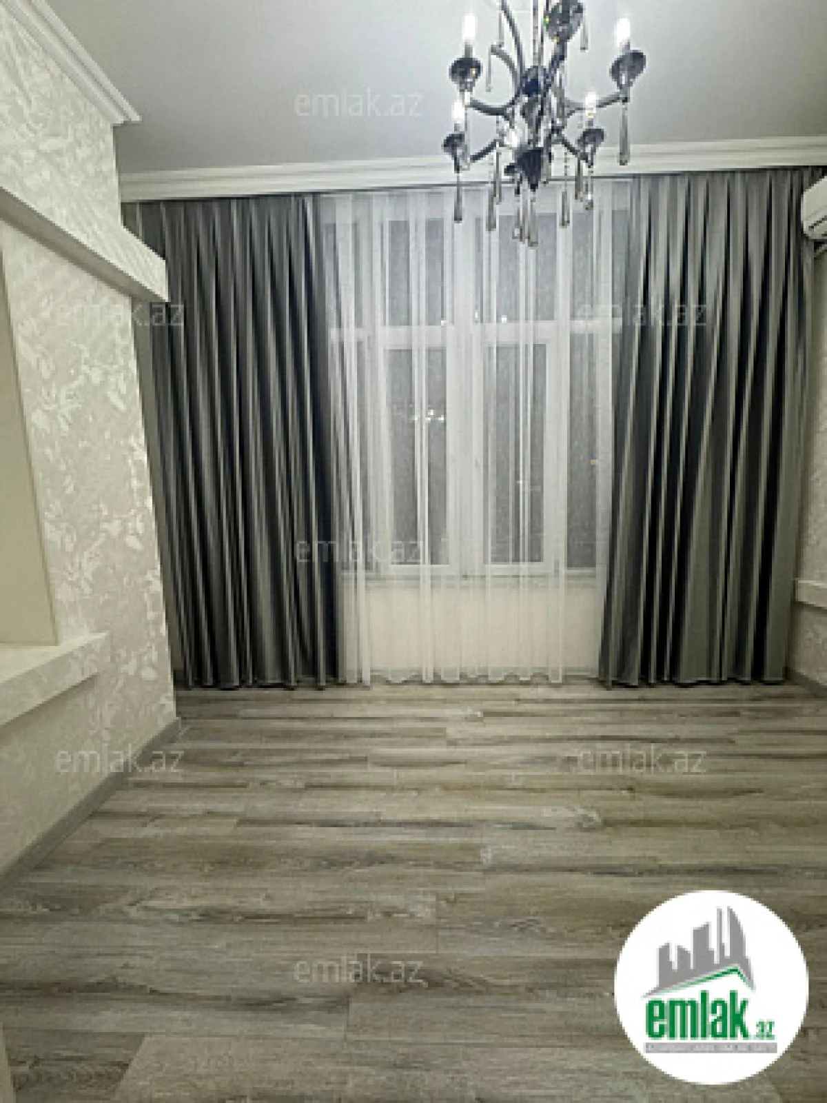 Satılır 3 otaqlı köhnə tikili 70 m²