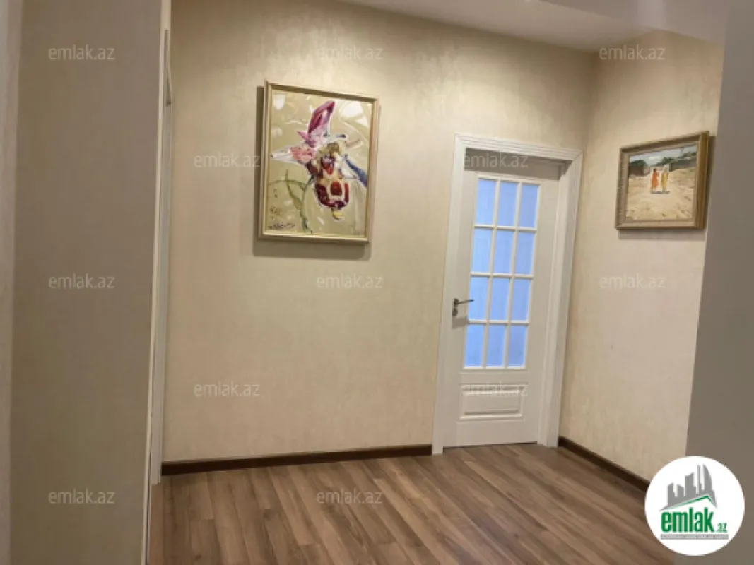 Satılır 2 otaqlı yeni tikili 82 m²
