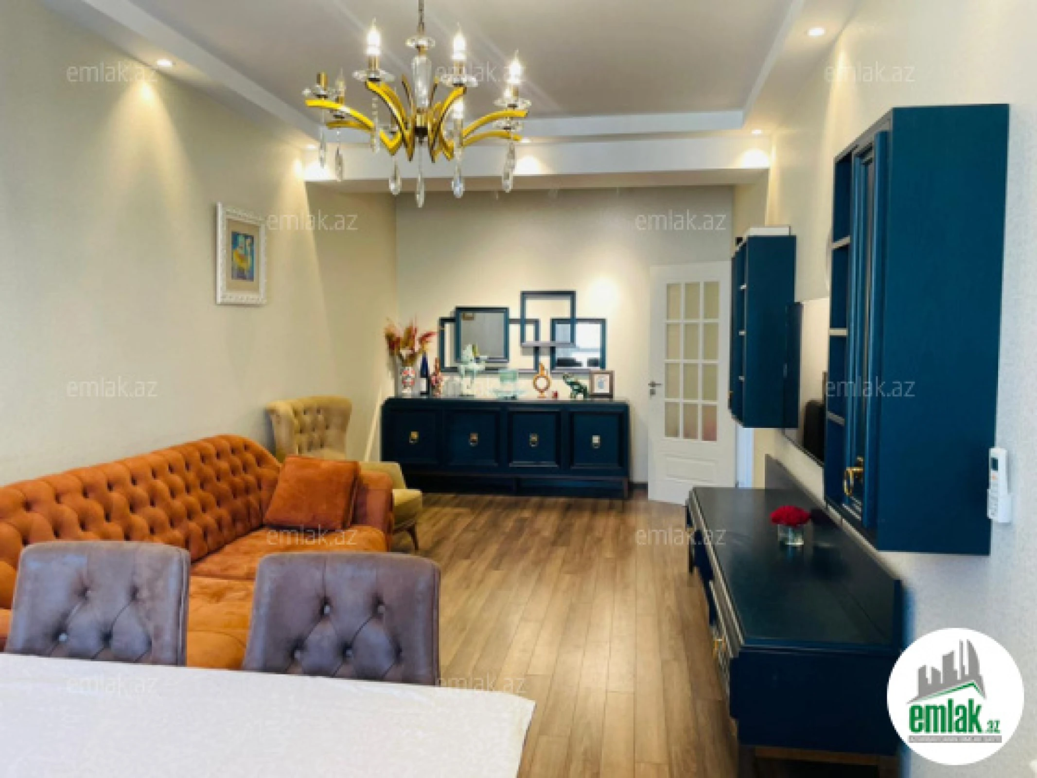 Satılır 2 otaqlı yeni tikili 82 m²