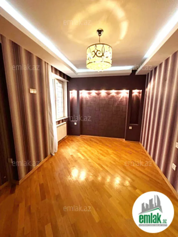 Satılır 3 otaqlı yeni tikili 85 m²