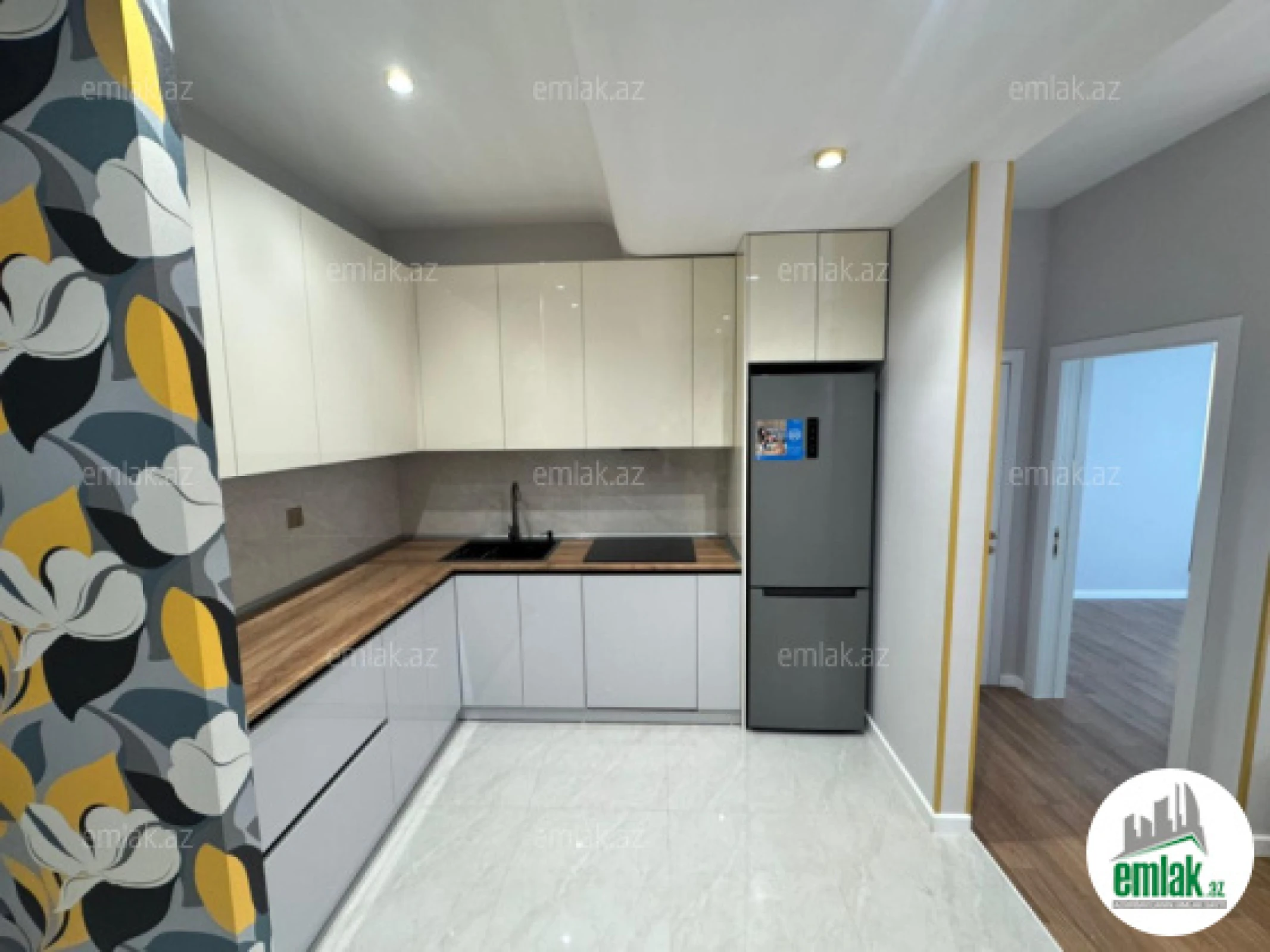 Satılır 2 otaqlı yeni tikili 56 m²