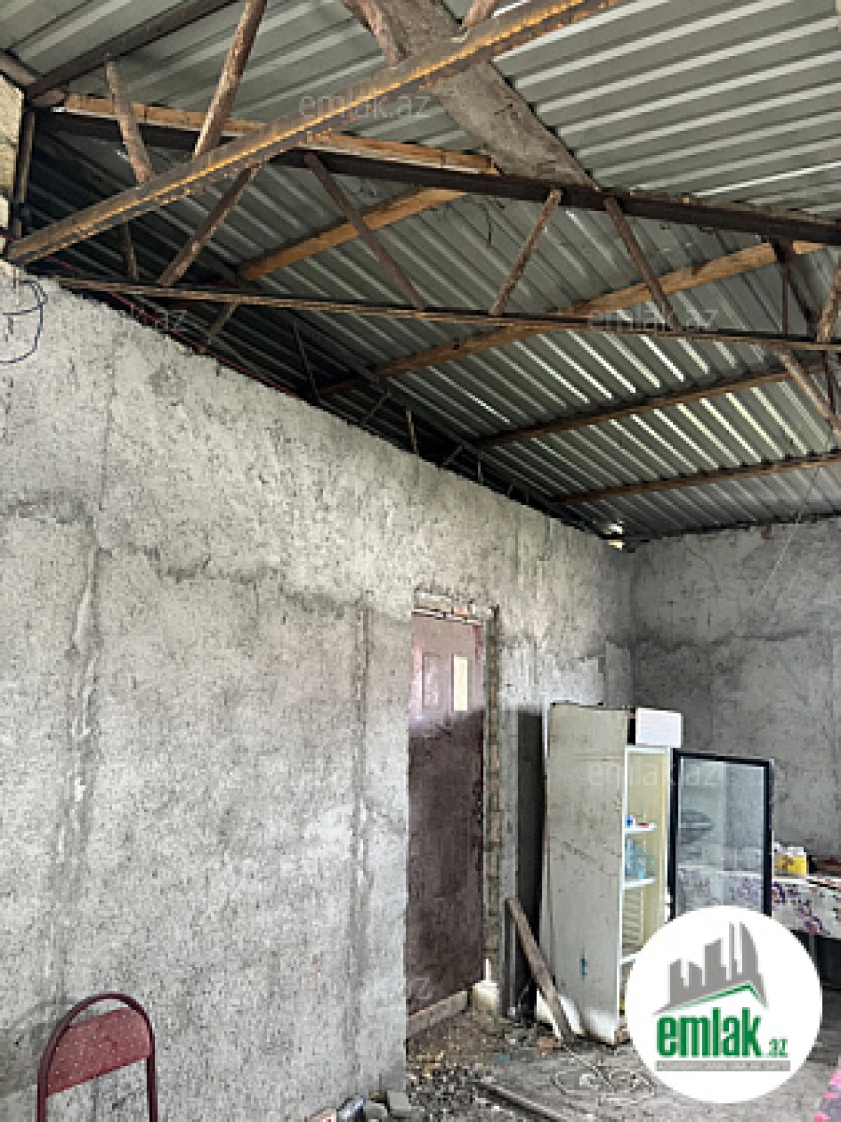 Satılır 7 otaqlı obyekt 240 m²