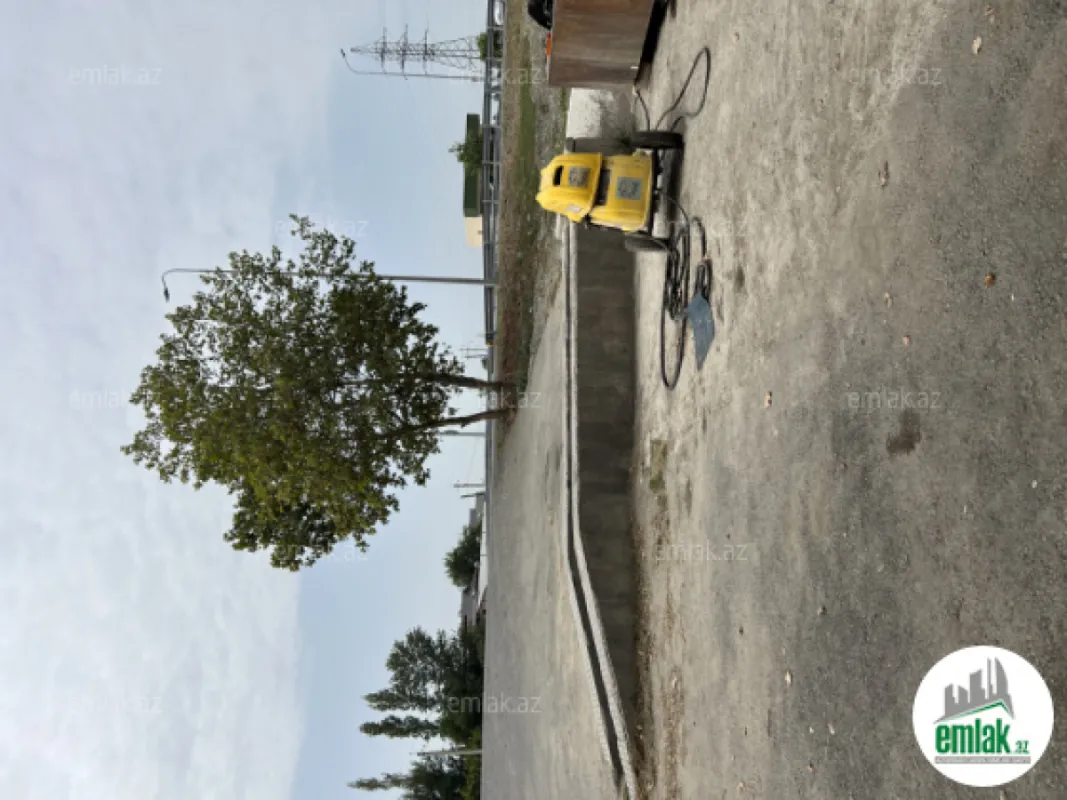 Satılır 7 otaqlı obyekt 240 m²