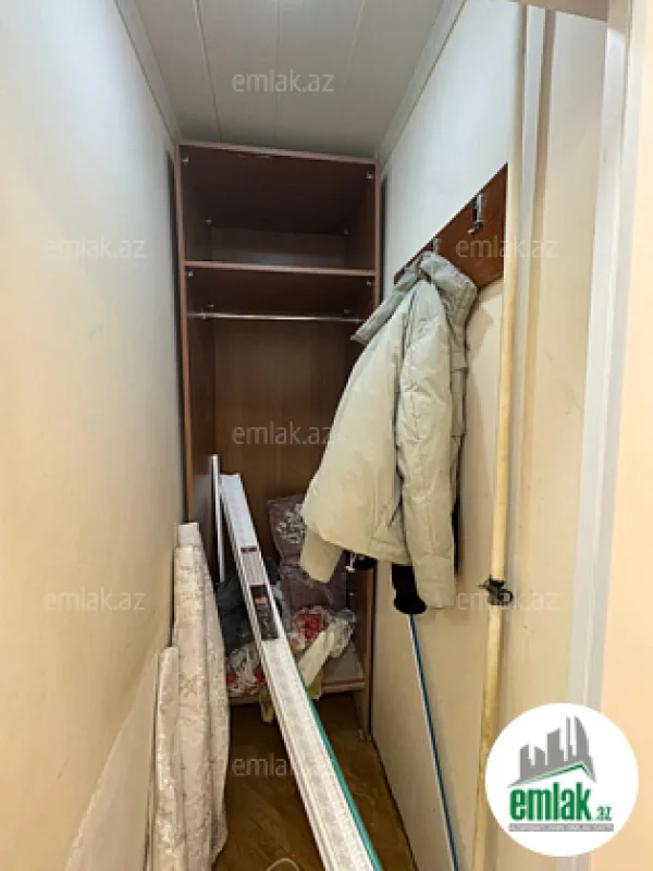 Satılır 2 otaqlı köhnə tikili 60 m²