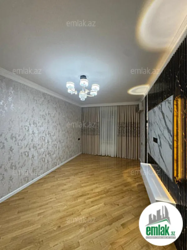 Satılır 2 otaqlı köhnə tikili 60 m²