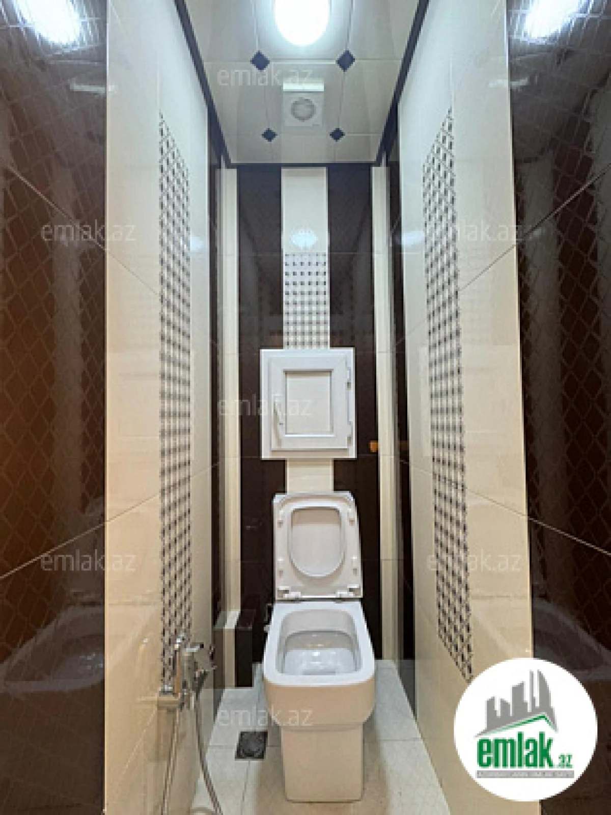 Satılır 2 otaqlı köhnə tikili 60 m²