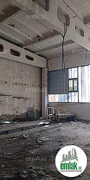 Satılır 8 otaqlı obyekt 30000 m²