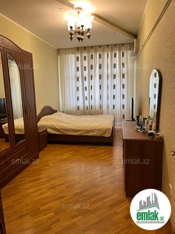 Satılır 2 otaqlı yeni tikili 68 m²