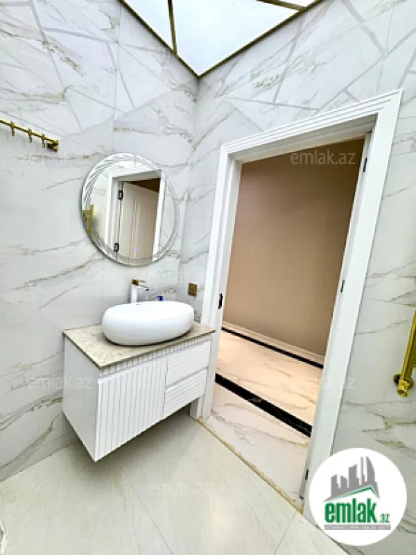 Satılır 3 otaqlı yeni tikili 74 m²