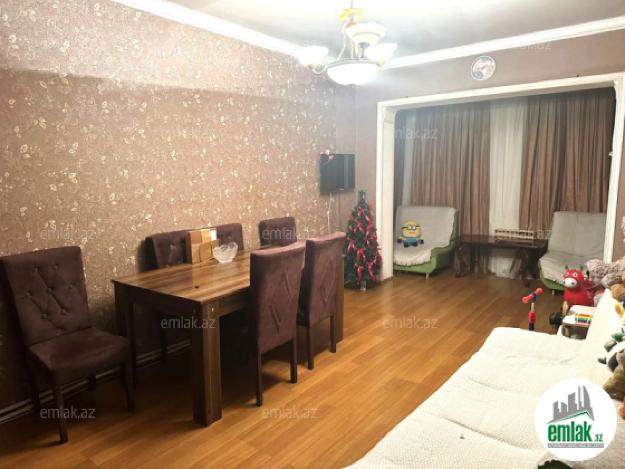 Satılır 3 otaqlı köhnə tikili 85 m²