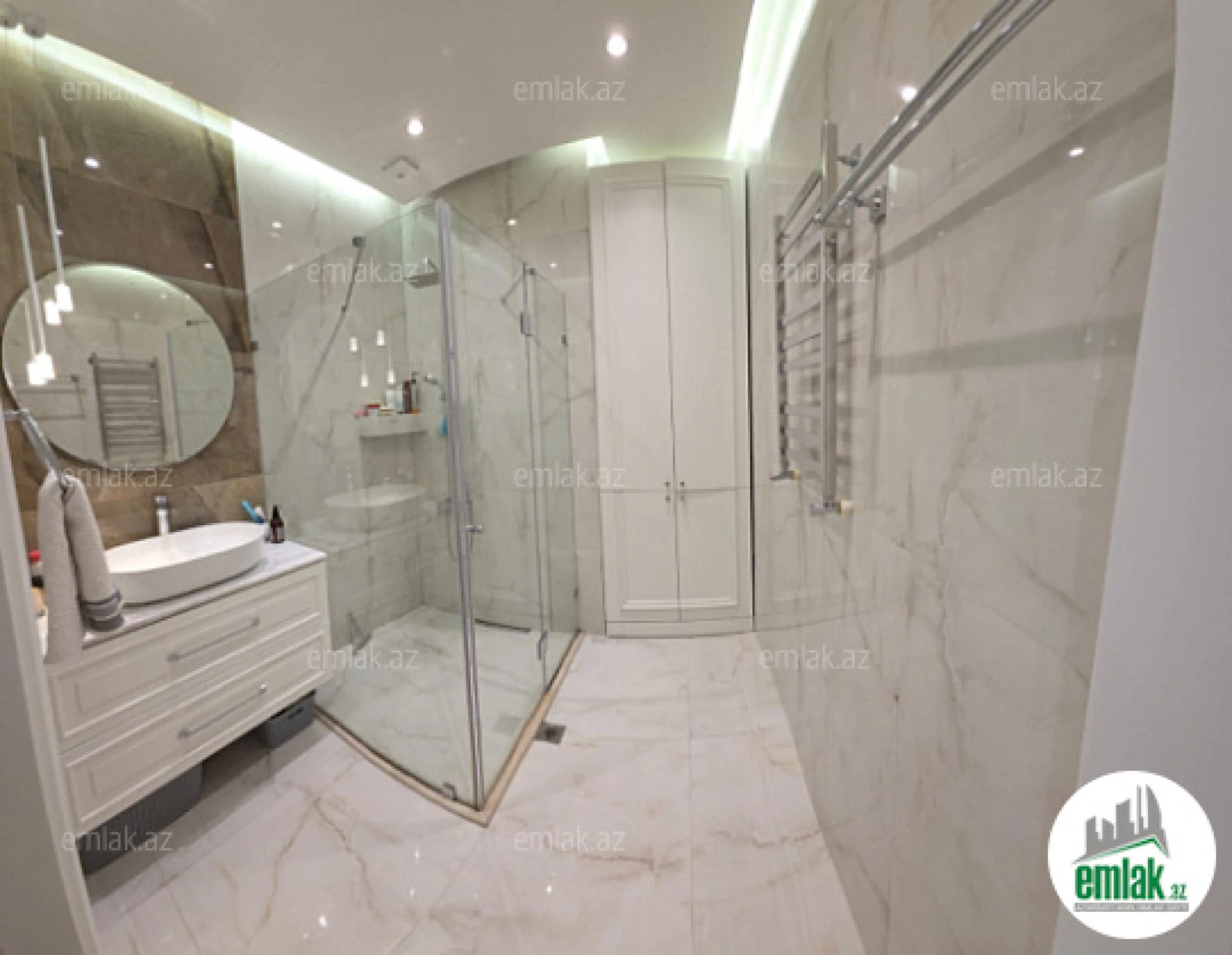 Satılır 3 otaqlı yeni tikili 128 m²