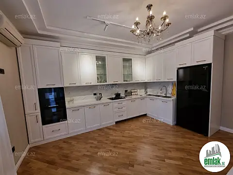 Satılır 3 otaqlı yeni tikili 128 m²
