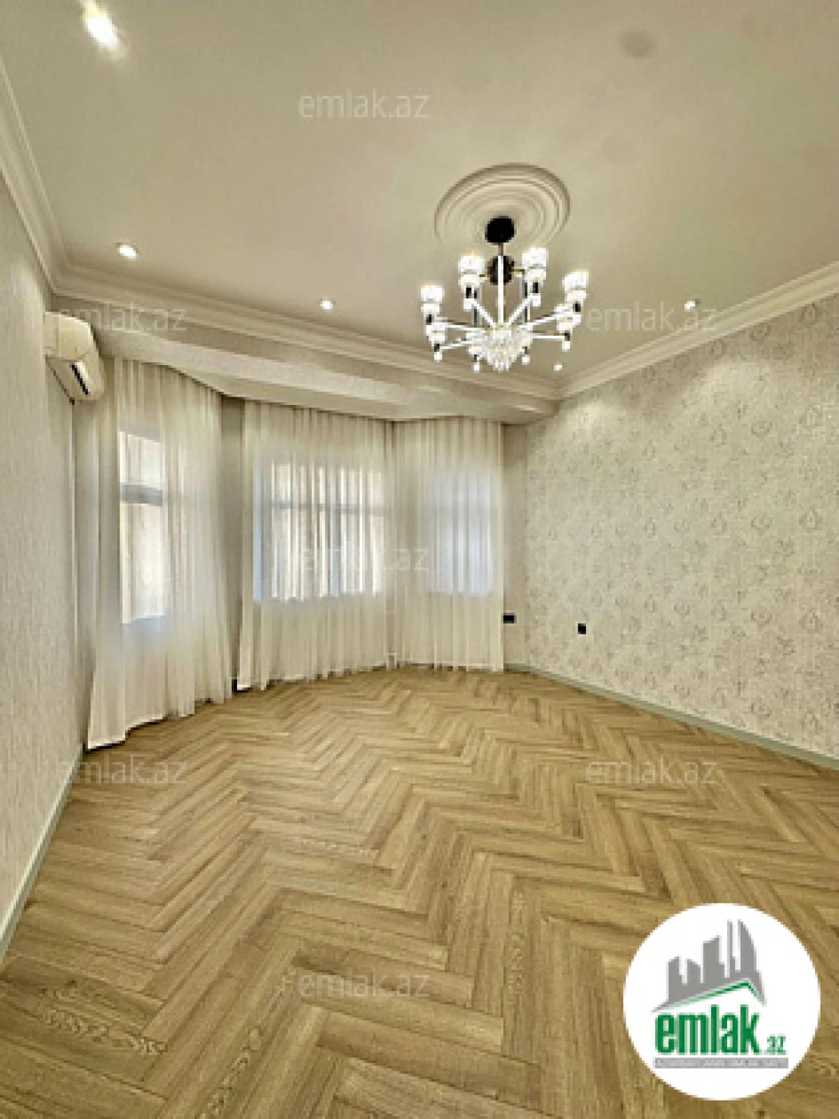 Satılır 3 otaqlı yeni tikili 150 m²