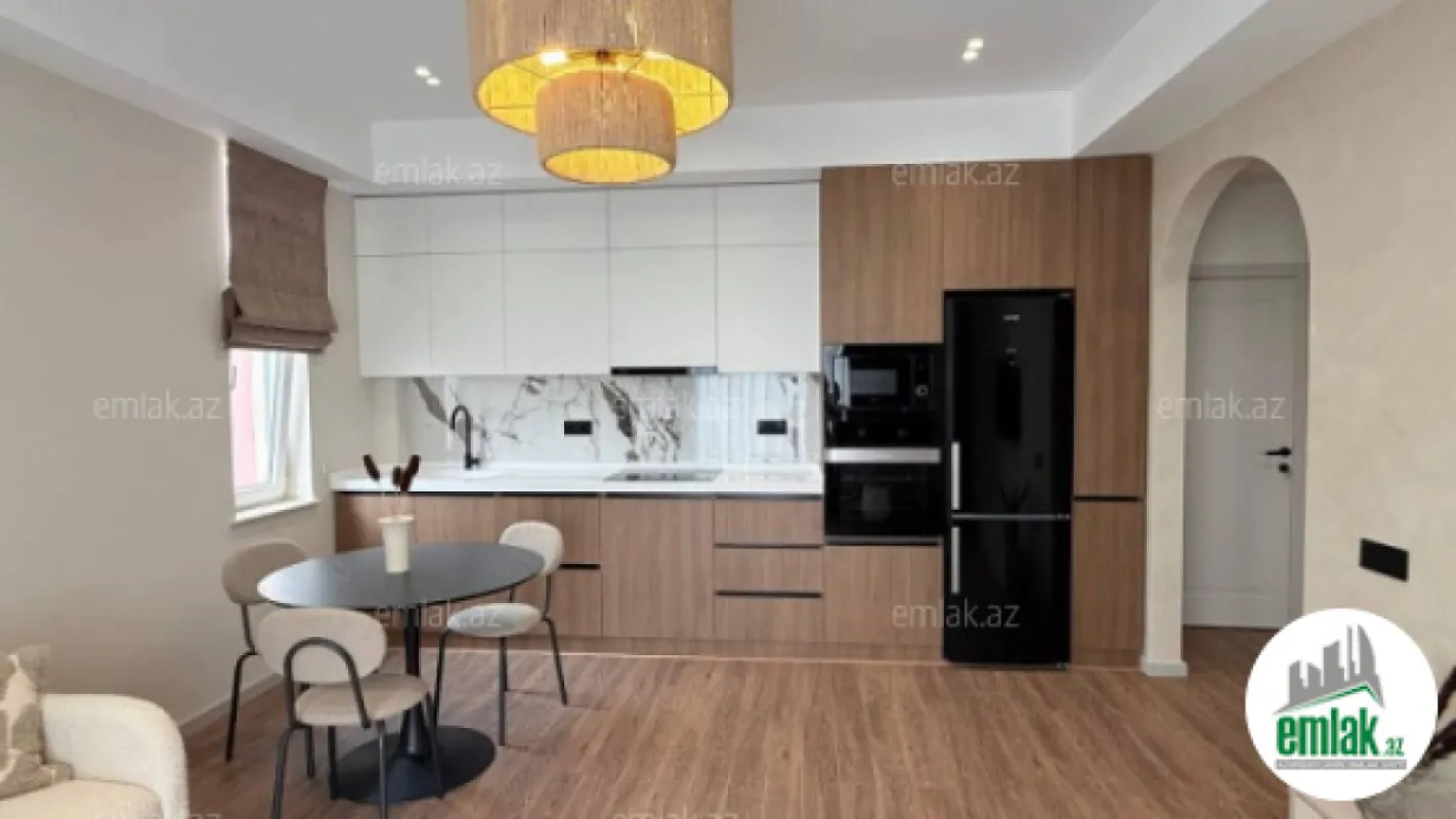 Satılır 2 otaqlı yeni tikili 60 m²