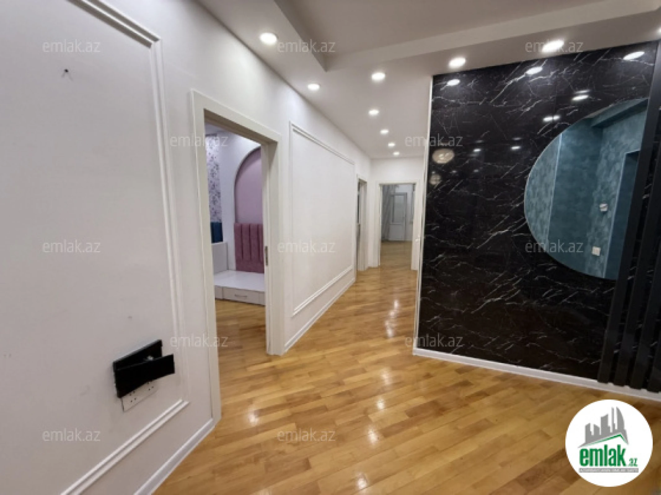 Satılır 3 otaqlı yeni tikili 113 m²