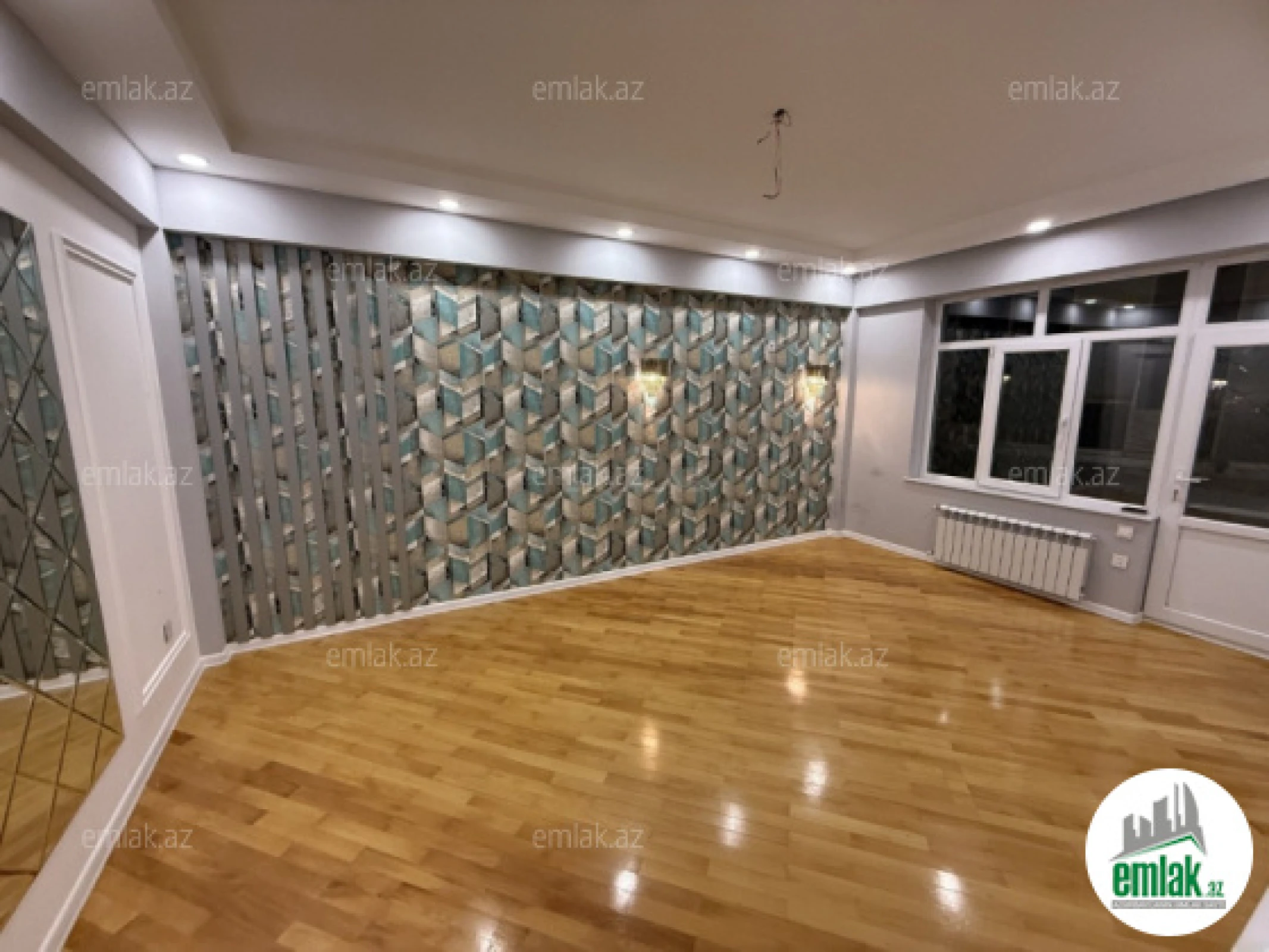 Satılır 3 otaqlı yeni tikili 113 m²