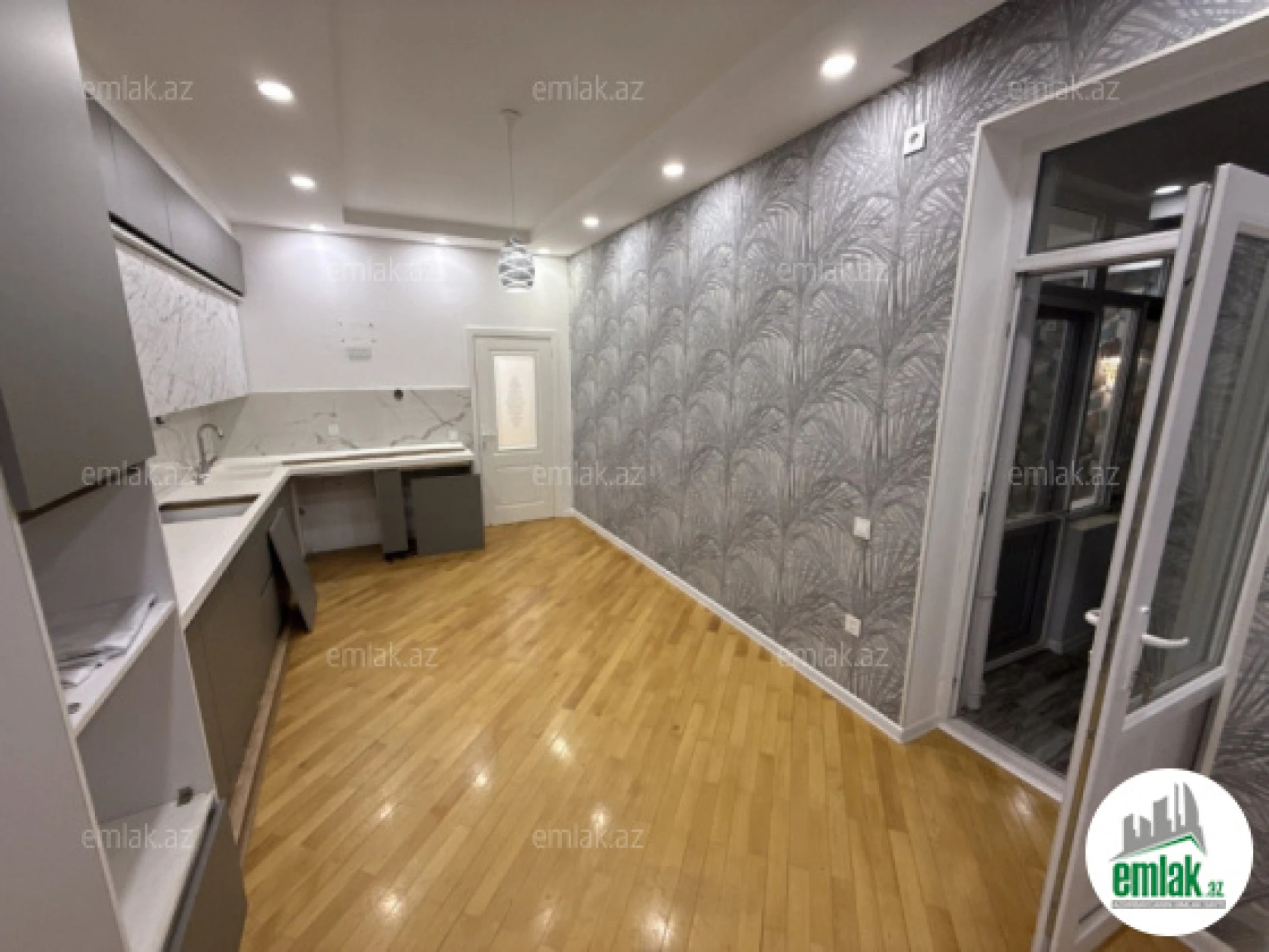 Satılır 3 otaqlı yeni tikili 113 m²