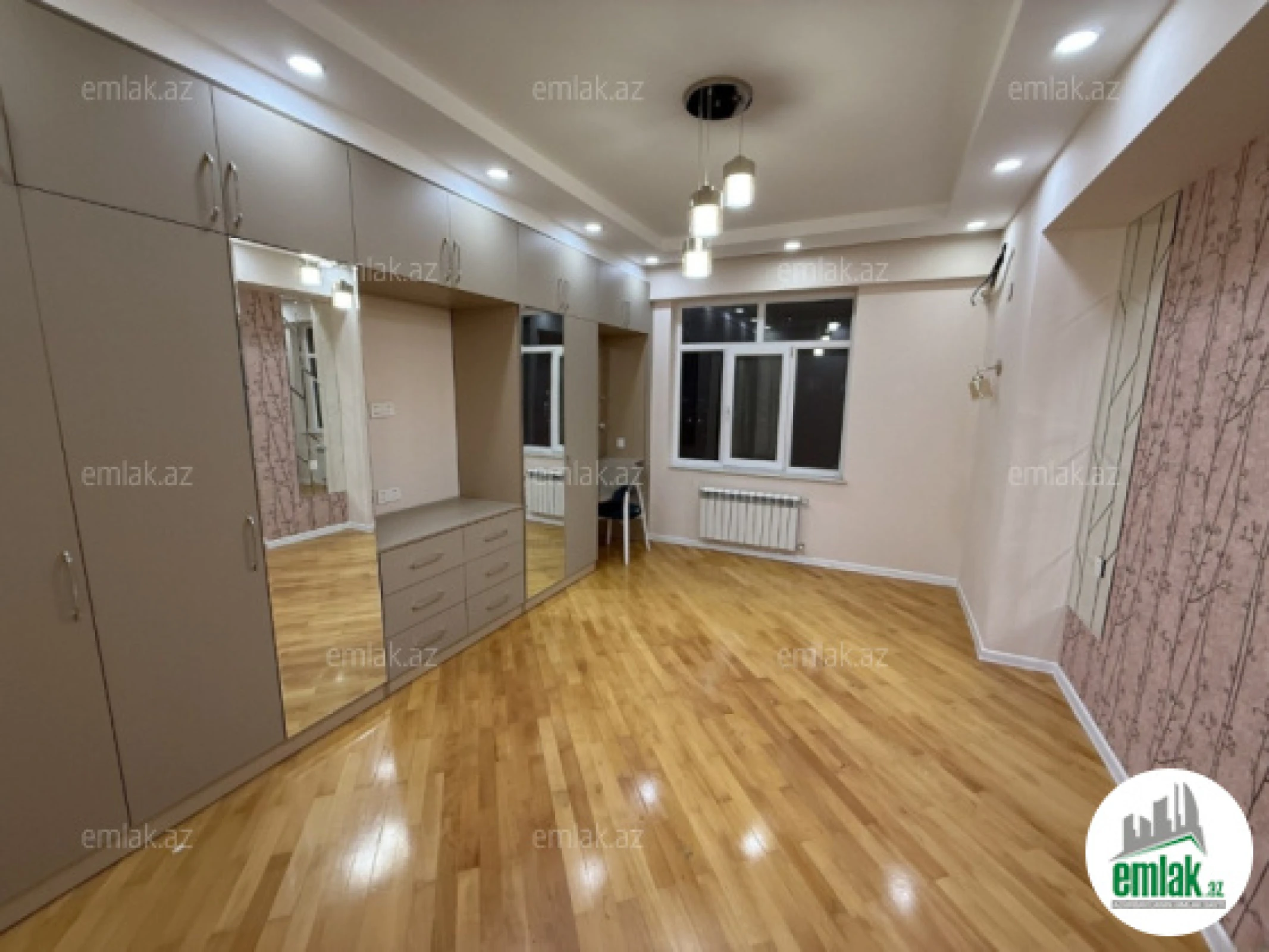 Satılır 3 otaqlı yeni tikili 113 m²