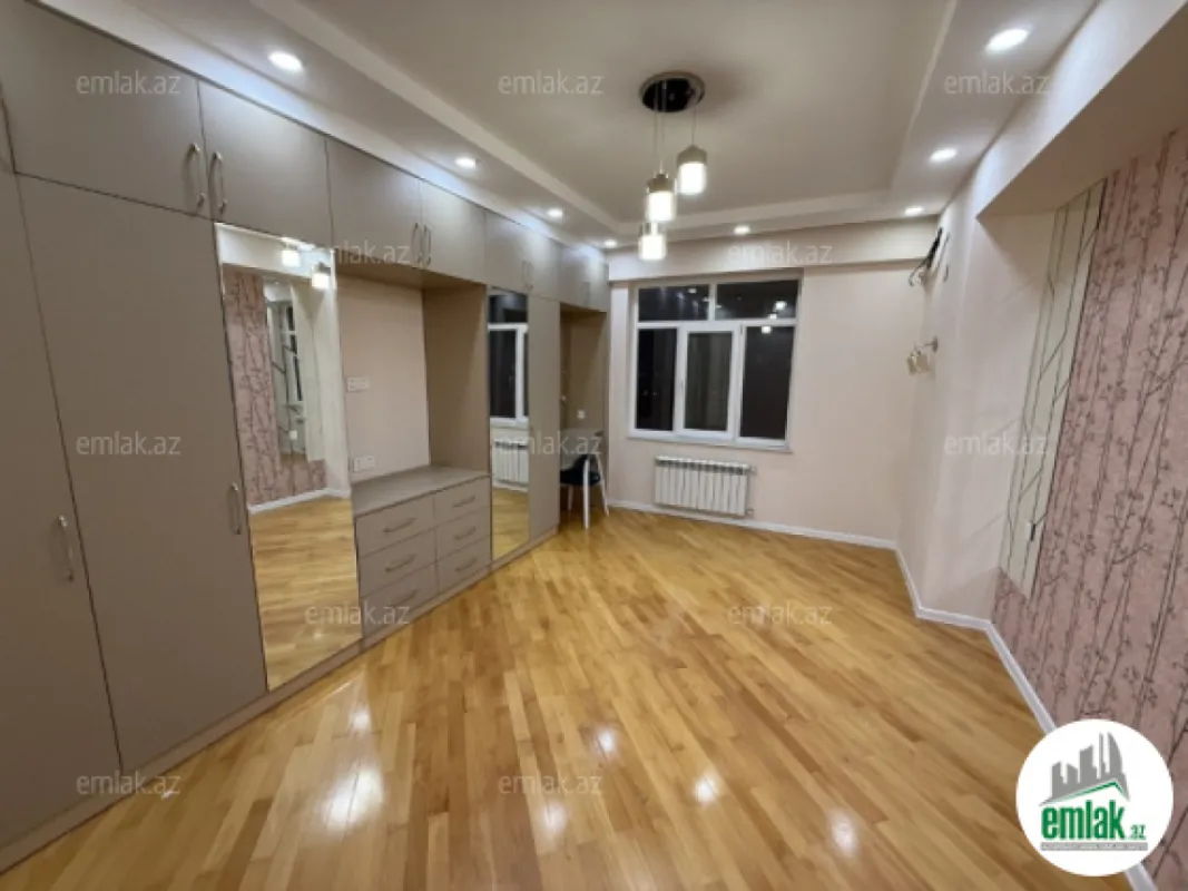 Satılır 3 otaqlı yeni tikili 113 m²