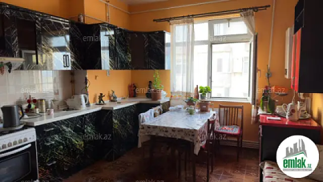 Satılır 4 otaqlı yeni tikili 145 m²