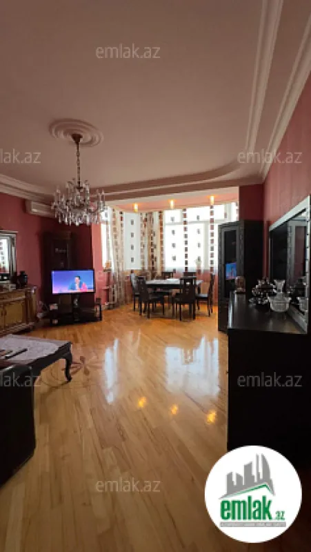 Satılır 4 otaqlı yeni tikili 145 m²
