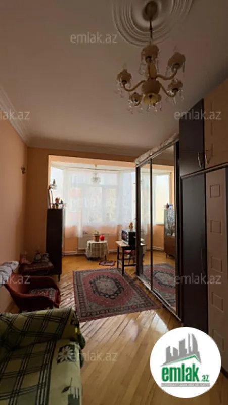 Satılır 4 otaqlı yeni tikili 145 m²