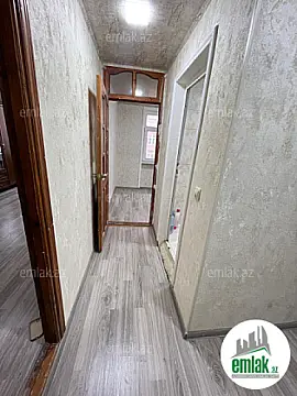 Satılır 1 otaqlı köhnə tikili 30 m²