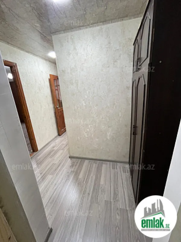 Satılır 1 otaqlı köhnə tikili 30 m²
