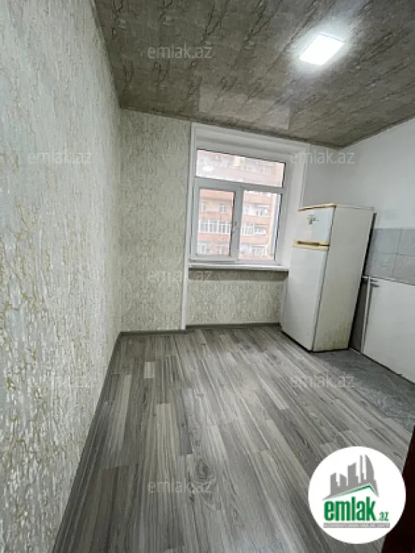 Satılır 1 otaqlı köhnə tikili 30 m²