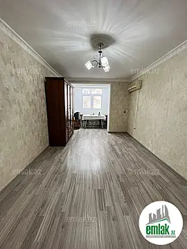 Satılır 1 otaqlı köhnə tikili 30 m²