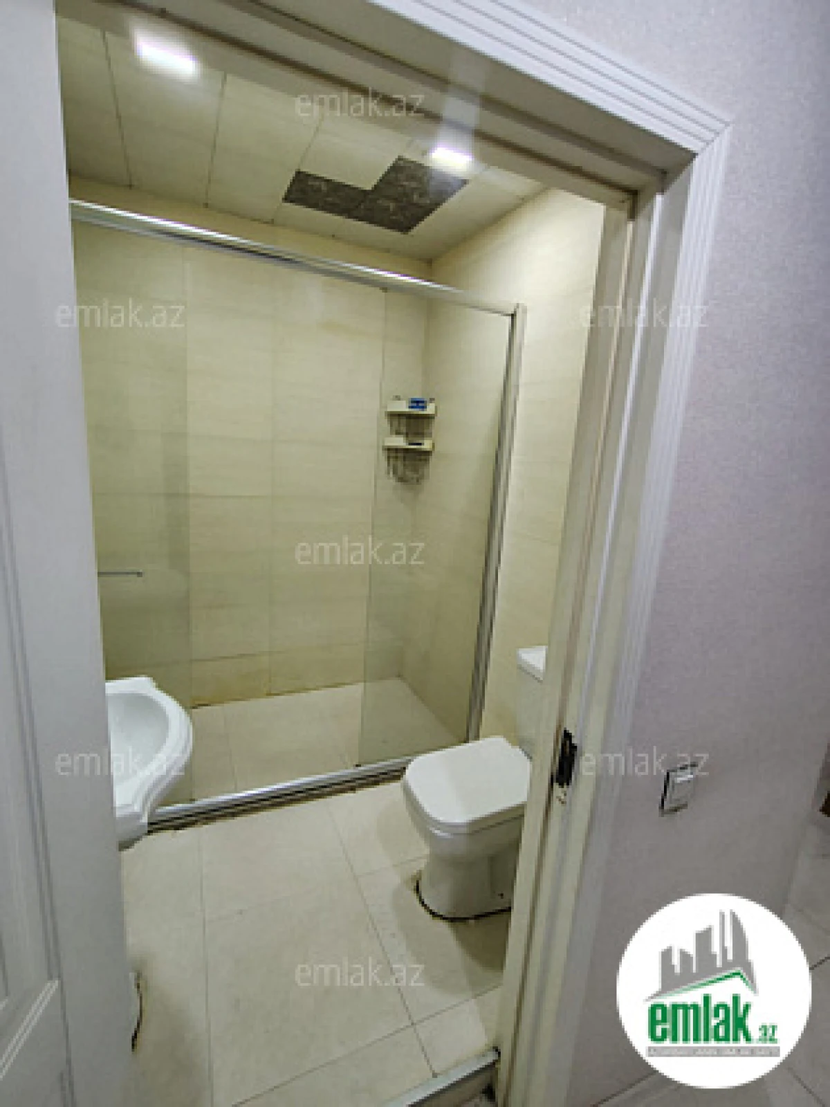 Satılır 2 otaqlı yeni tikili 78 m²