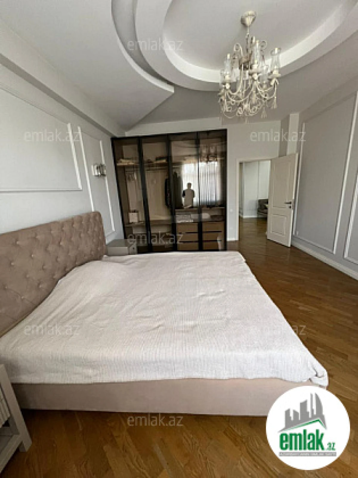 Satılır 4 otaqlı yeni tikili 145 m²