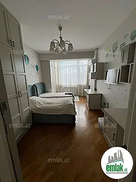 Satılır 4 otaqlı yeni tikili 145 m²