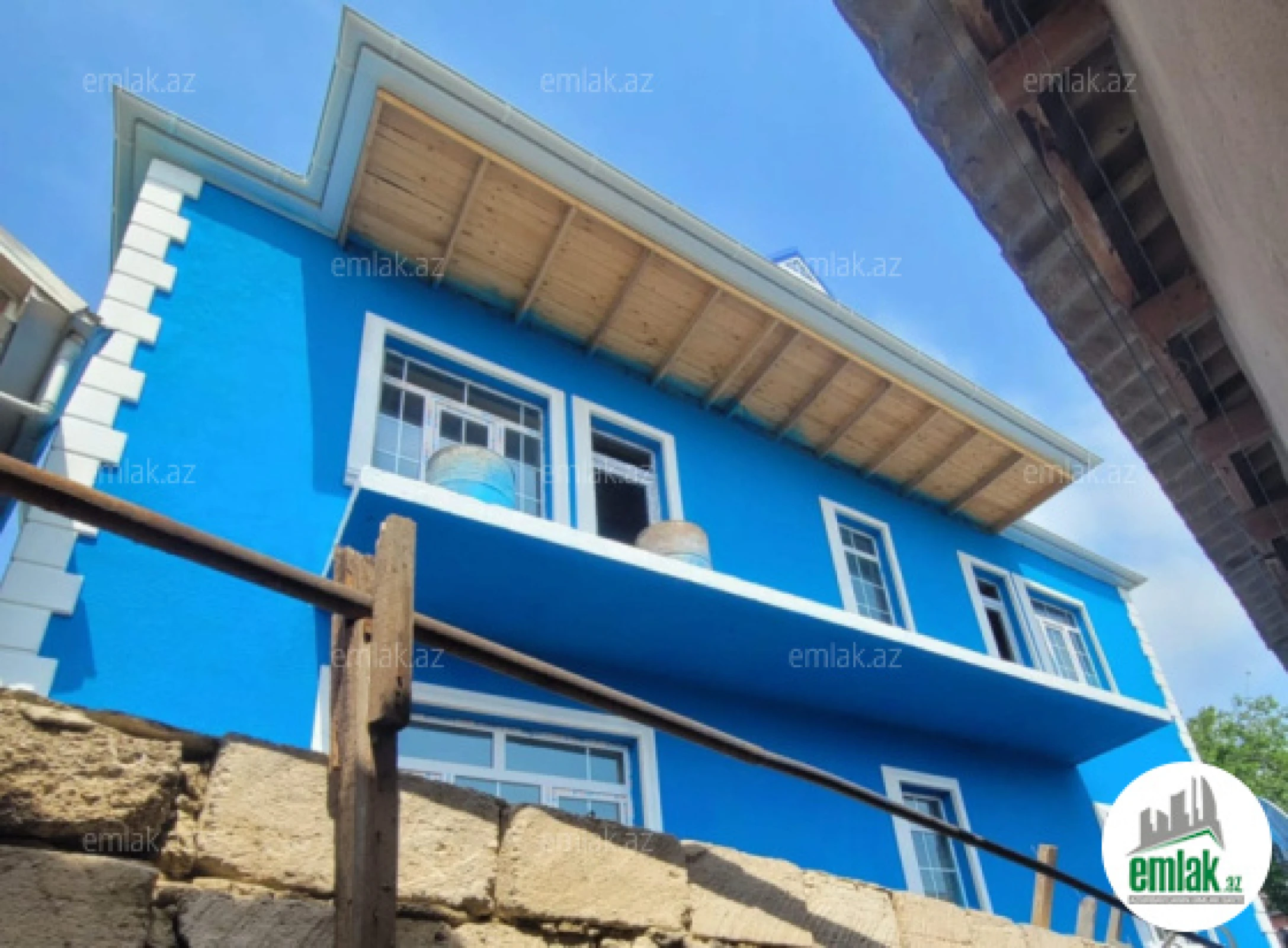 Satılır 6 otaqlı həyət evi 220 m²