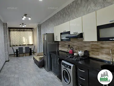 Satılır 6 otaqlı həyət evi 300 m²