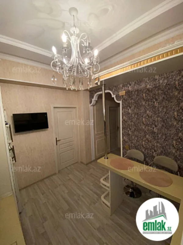 Satılır 3 otaqlı yeni tikili 93 m²