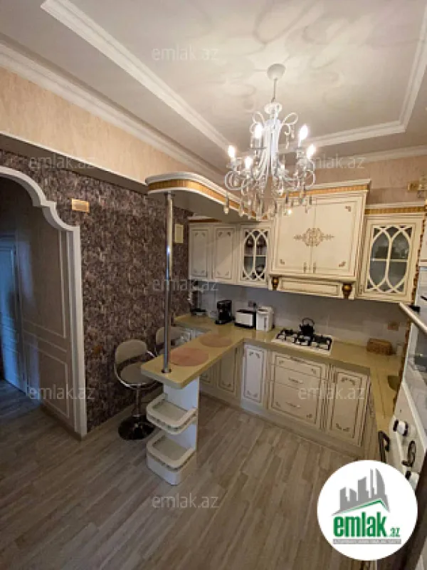 Satılır 3 otaqlı yeni tikili 93 m²