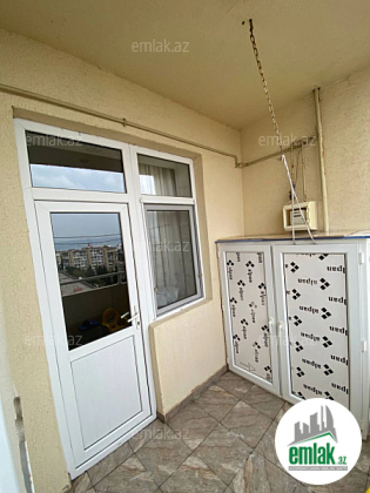 Satılır 3 otaqlı yeni tikili 93 m²