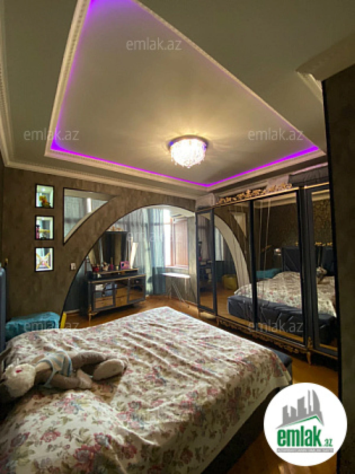 Satılır 3 otaqlı yeni tikili 110 m²