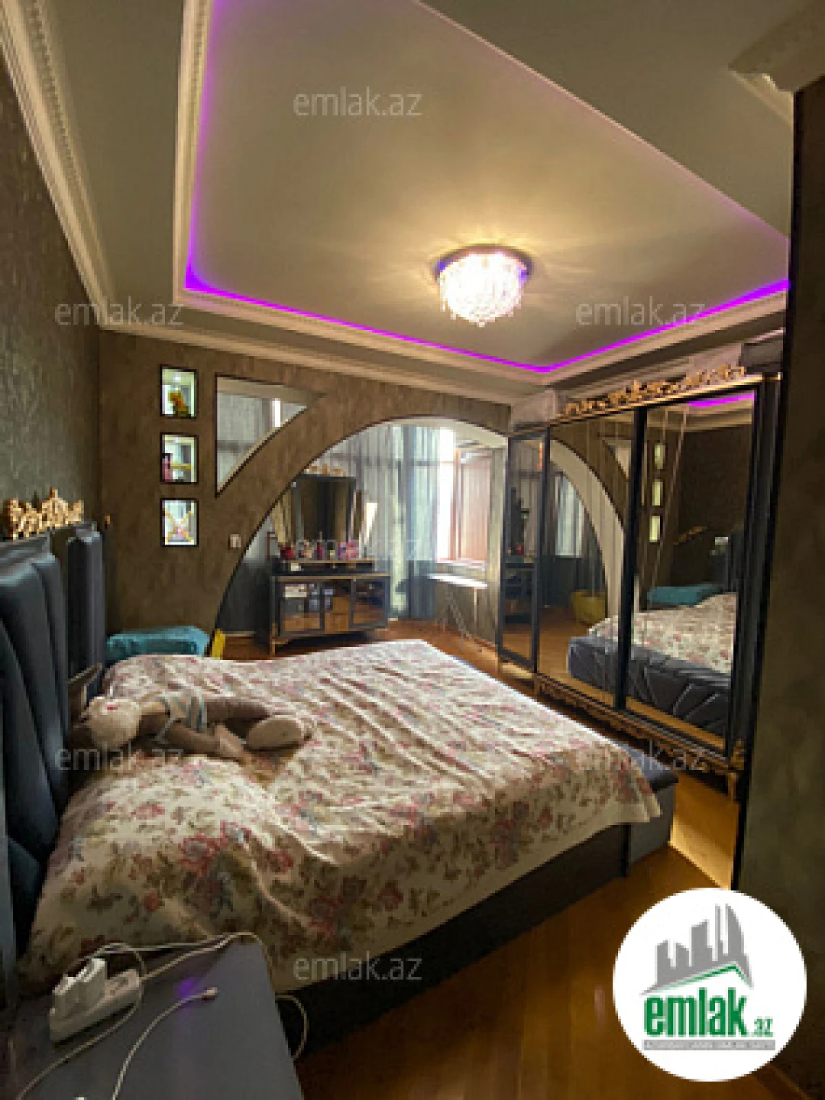 Satılır 3 otaqlı yeni tikili 110 m²