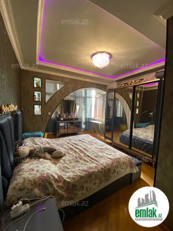 Satılır 3 otaqlı yeni tikili 110 m²