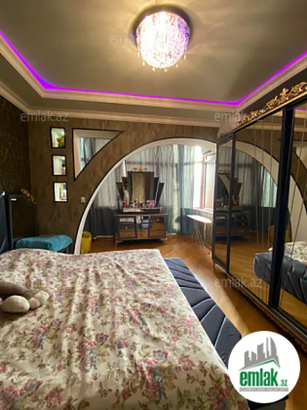 Satılır 3 otaqlı yeni tikili 110 m²