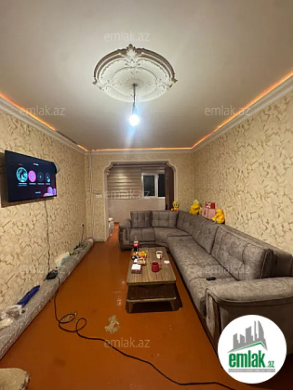 Satılır 2 otaqlı köhnə tikili 45 m²