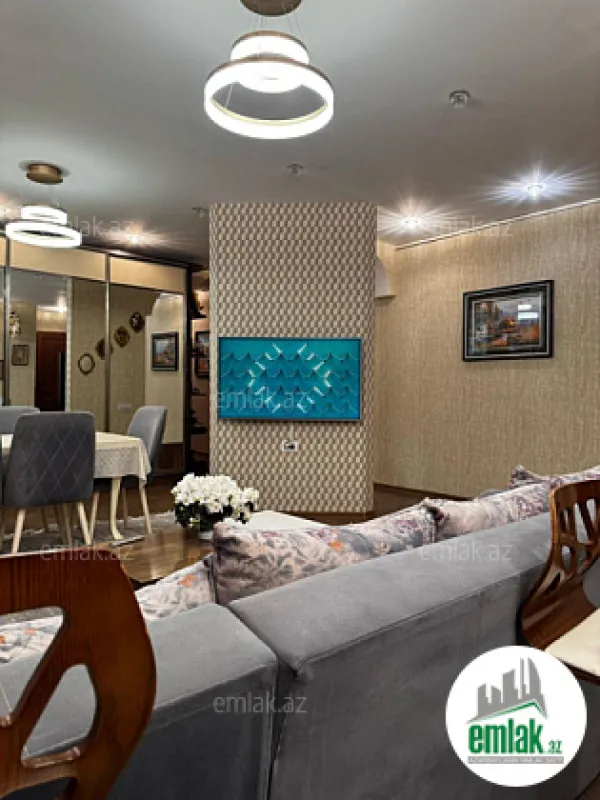 Satılır 7 otaqlı köhnə tikili 187 m²