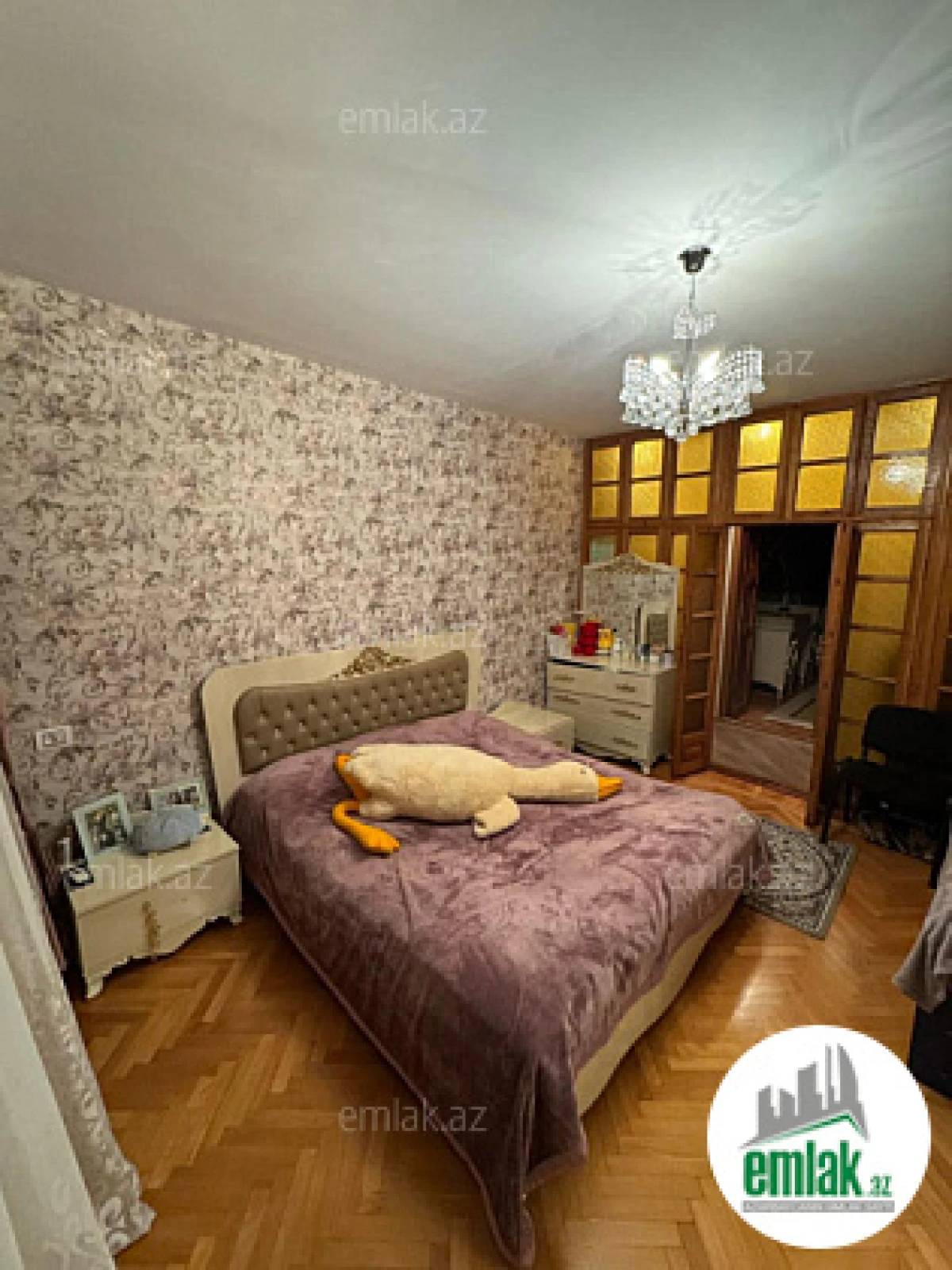 Satılır 7 otaqlı köhnə tikili 187 m²