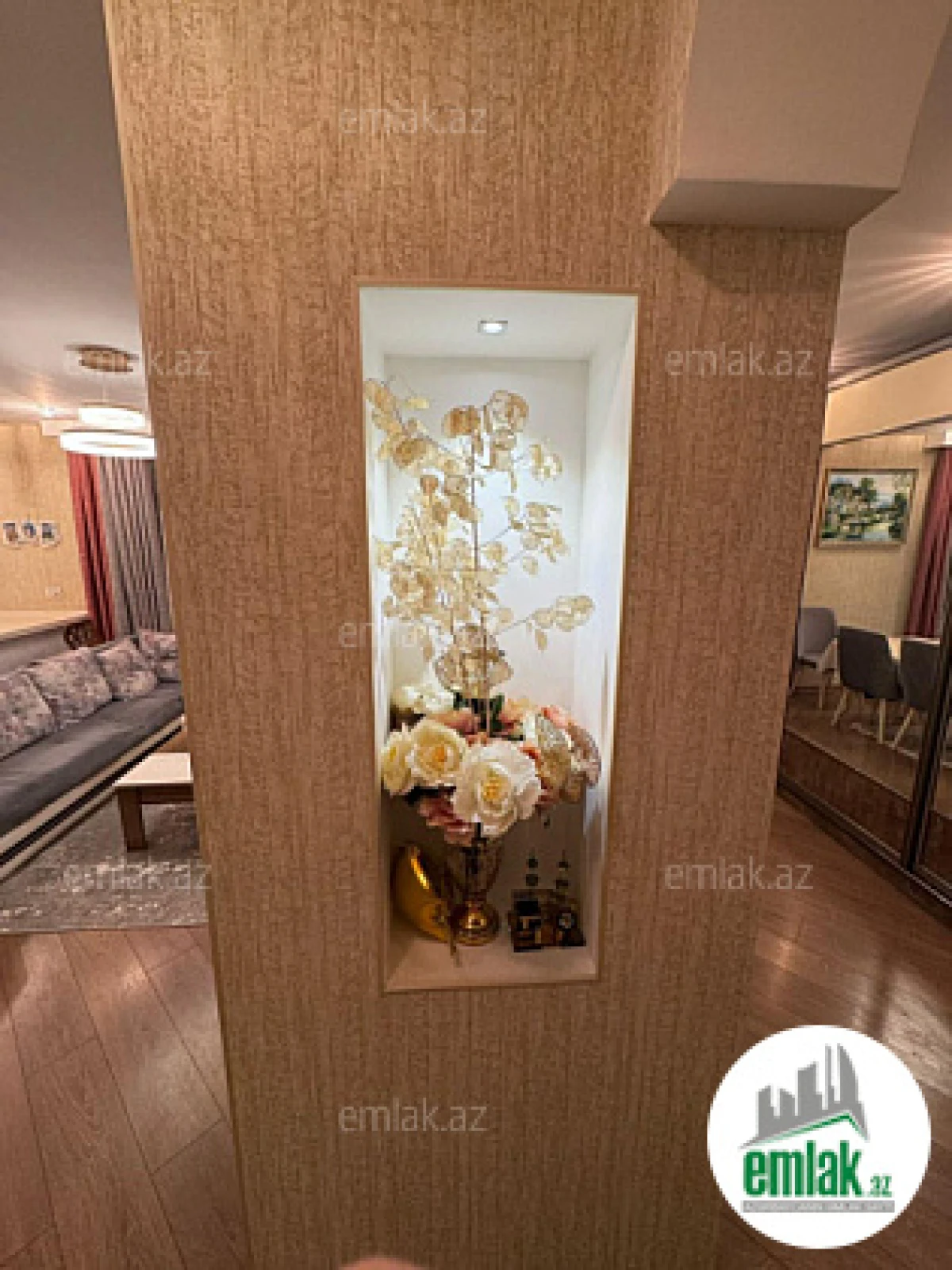 Satılır 7 otaqlı köhnə tikili 187 m²