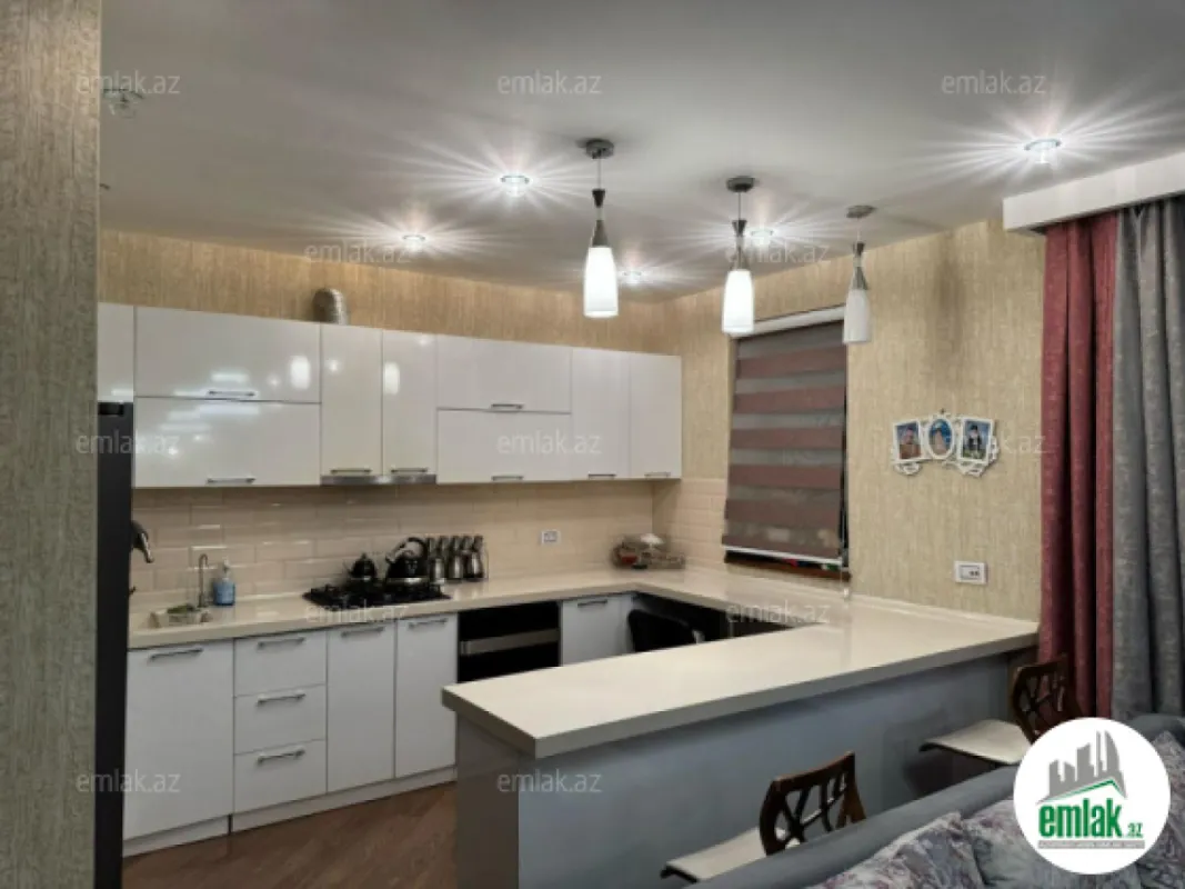 Satılır 7 otaqlı köhnə tikili 187 m²