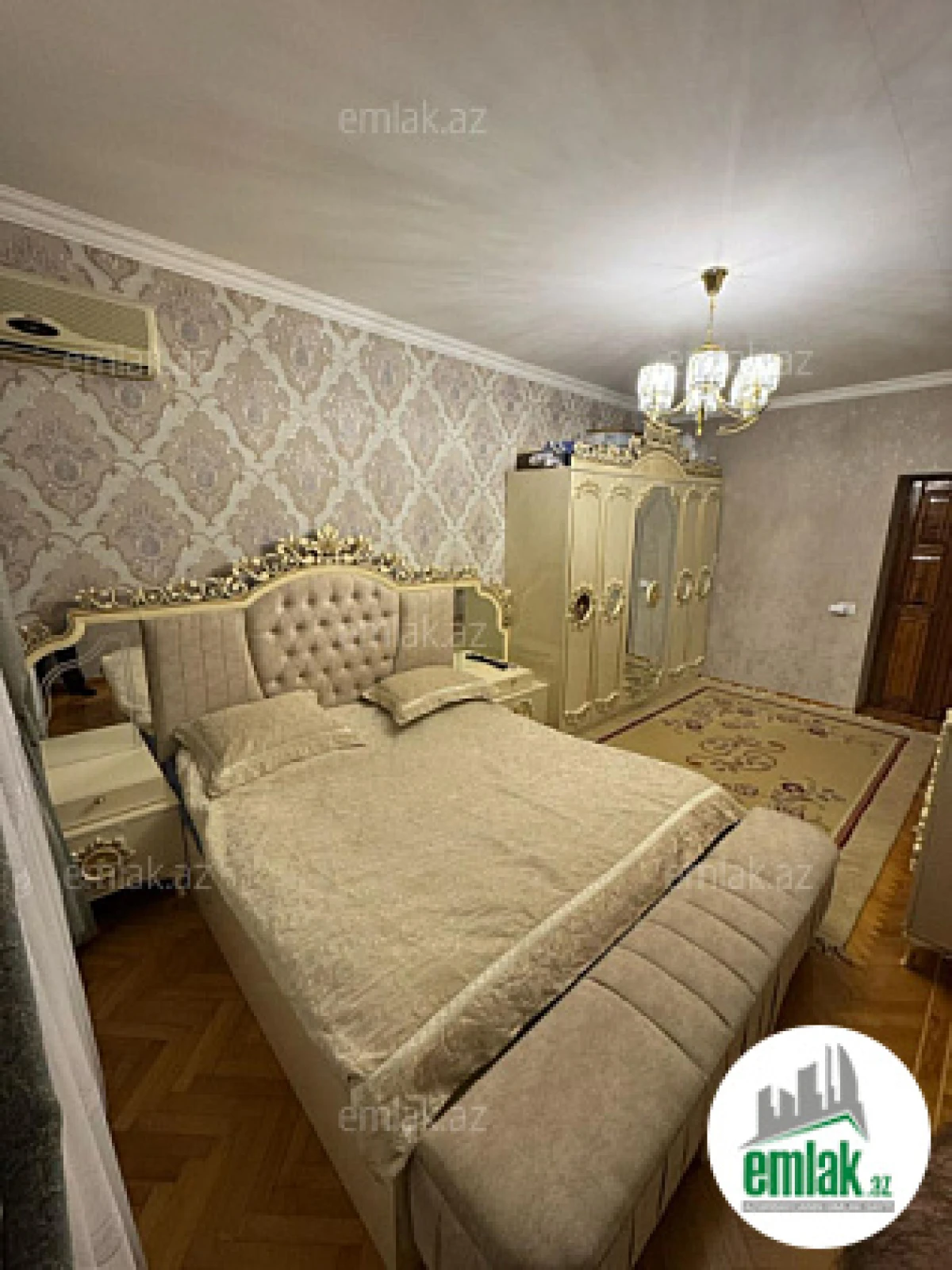 Satılır 7 otaqlı köhnə tikili 187 m²